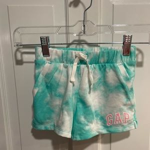 Gap Shorts